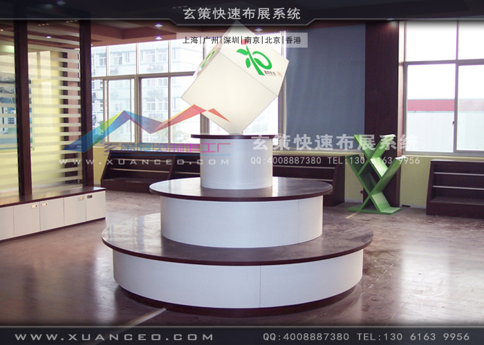 和中合纖展廳logo展示櫃 和中合纖展廳logo展示櫃